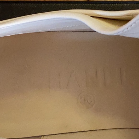 Chanel black & White lace up - Picture 3 of 7